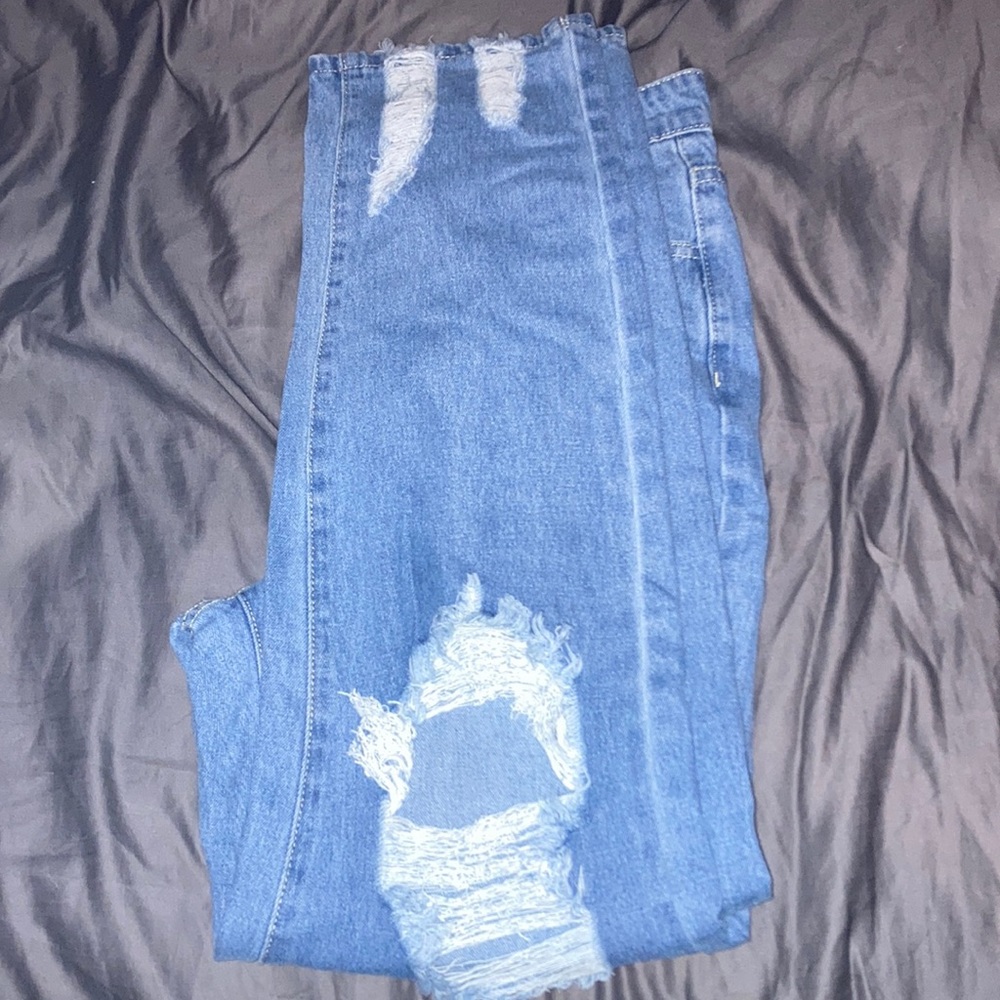Woman mom jeans never warn BRAND NEW